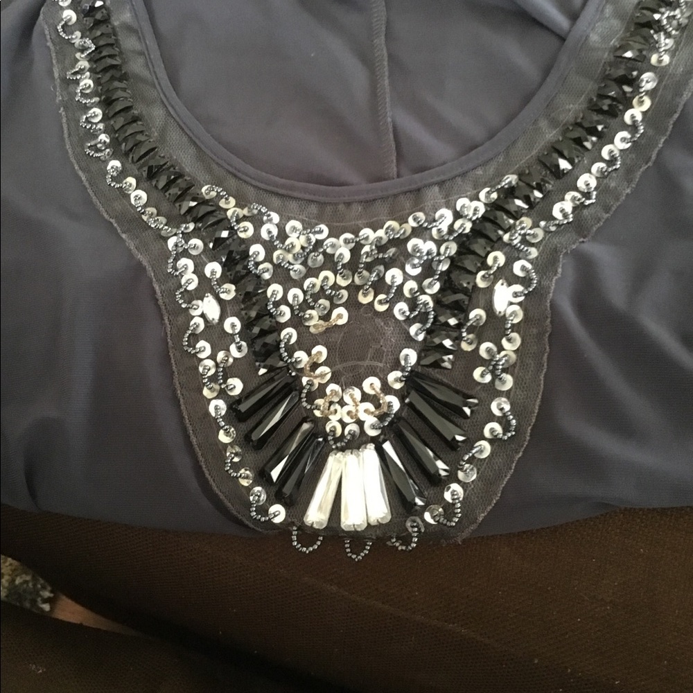 Top - Picture 2 of 3